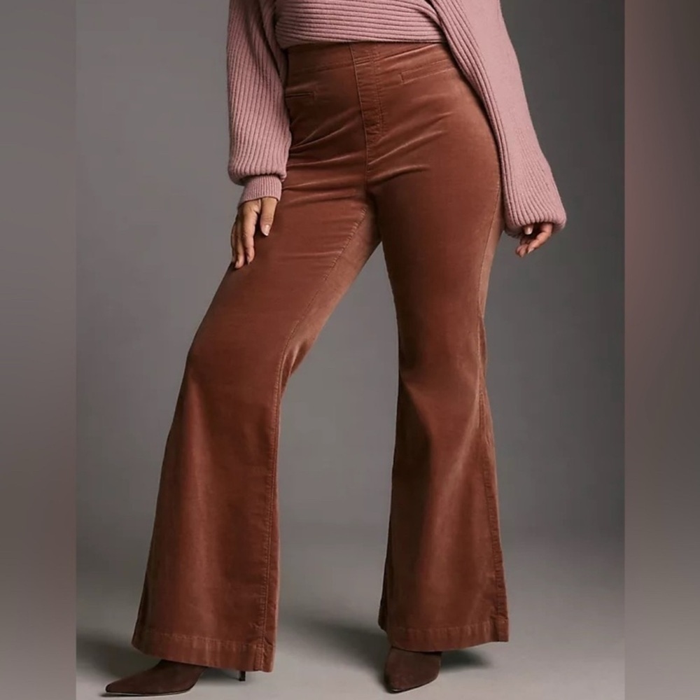 Anthropologie Pilcro Pull-On Mid-Rise Velvet Retro Flare Pants 32